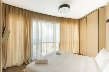 Полулюкс с балконом в Отеле Orbi Sea Towers Hotel Official